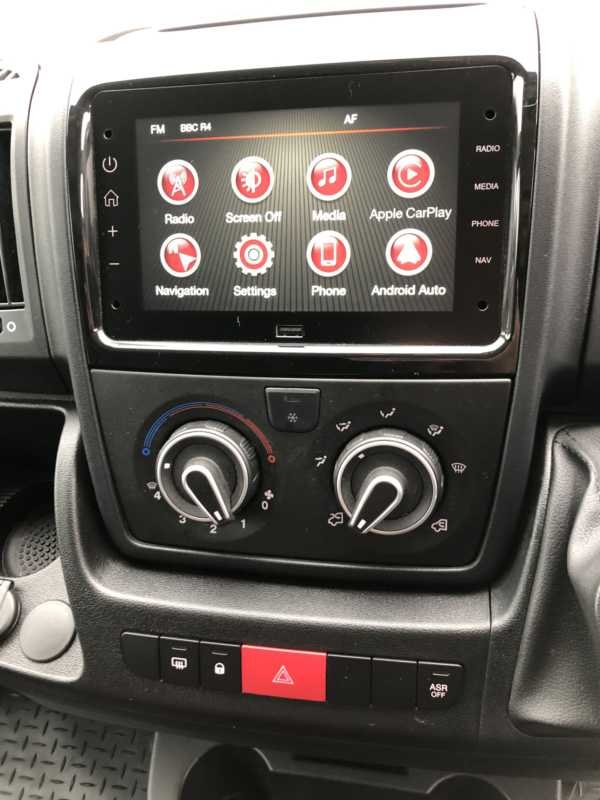 EquiTrek Equi Trek Equinox Barlow Trailers