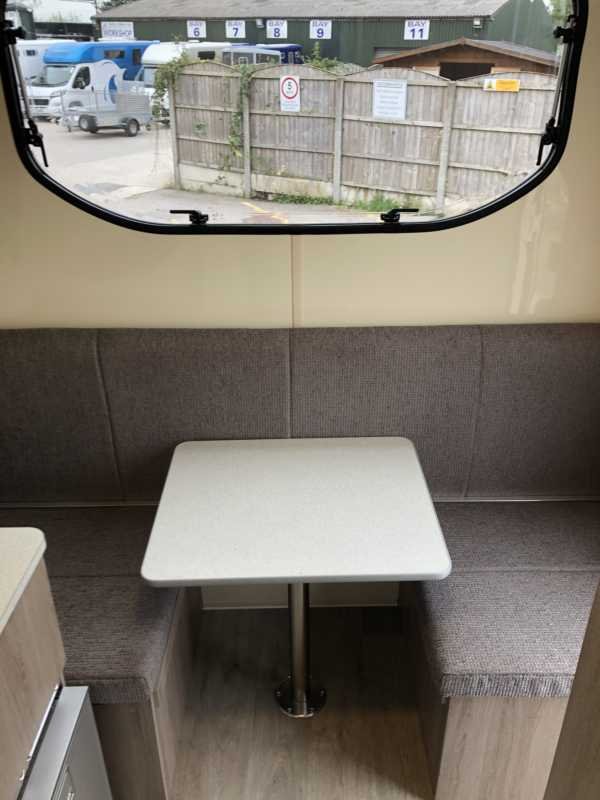 EquiTrek Equi Trek Equinox Barlow Trailers